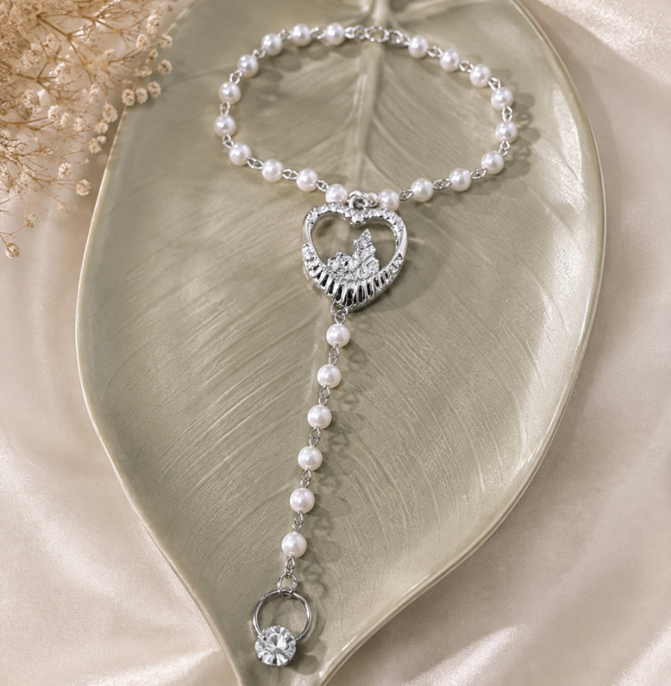 Elegant Pearl Heart Hand Chain Bracelet with Crystal Ring