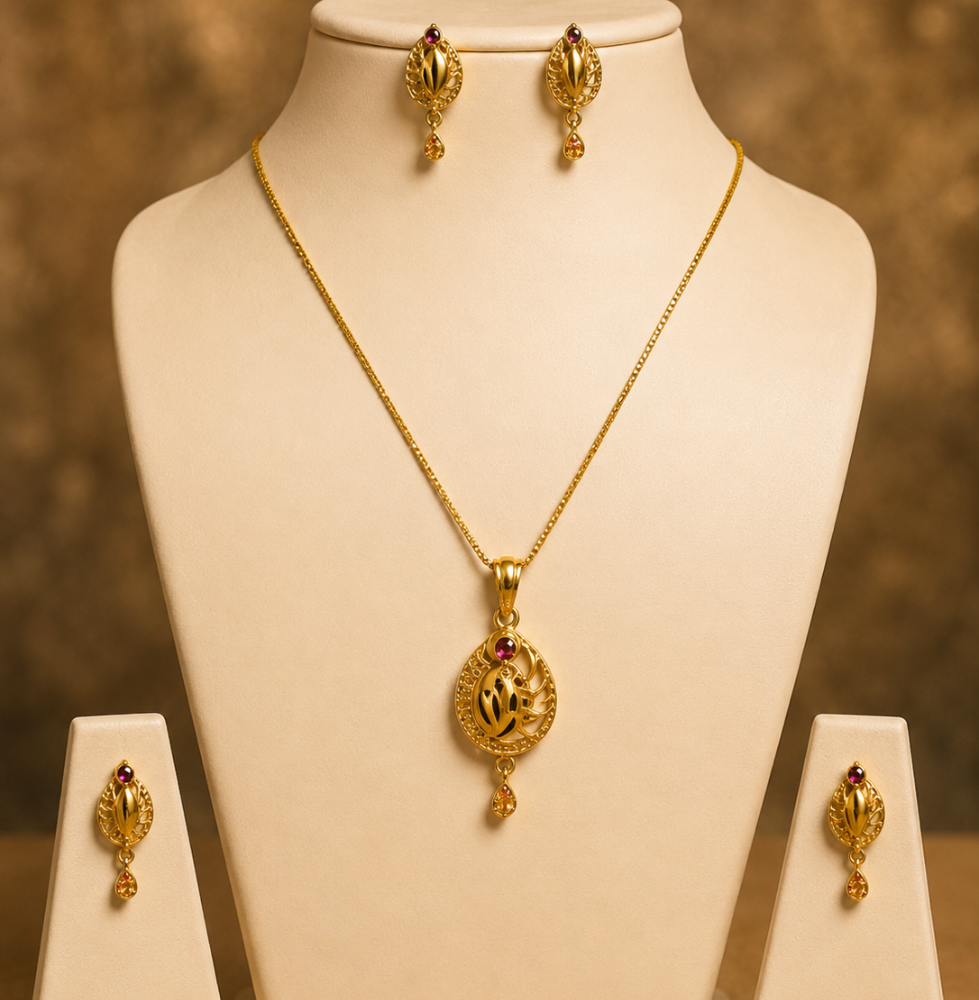 Vintage Gold Leaf Pendant Earrings Set For Women