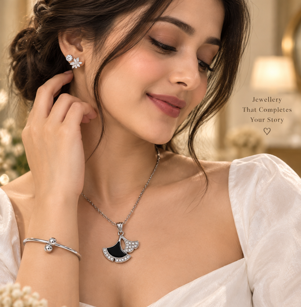 Elegant Silver Black Fan Pendant Jewellery Set – Necklace, Earrings & Bracelet - Image 2
